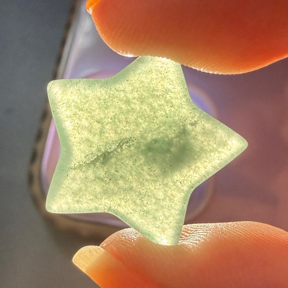 Mini Star Quartz - Picture 2 of 2